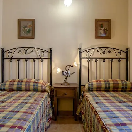 Casa Clavel Con Piscina Privada Holiday home *